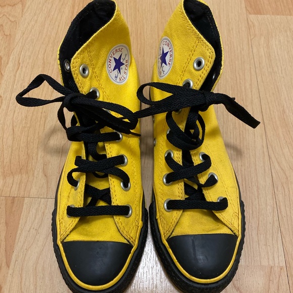 yellow high top chucks